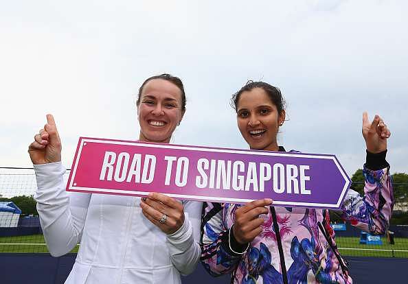 WTA Finals 2016: Sania Mirza and Martina Hingis through to semi-finals in women's doubles