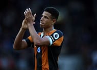 HULL, ENGLAND - OCTOBER 01: Curtis Davies of Hull City shows apperciation to the fans during the Premier League match between Hull City and Chelsea at KCOM Stadium on October 1, 2016 in Hull, England. (Photo by Laurence Griffiths/Getty Images)