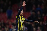MANCHESTER, ENGLAND - OCTOBER 20: Robin van Persie of Fenerbahce applauds the fans following the final whistle during the UEFA Europa League Group A match between Manchester United FC and Fenerbahce SK at Old Trafford on October 20, 2016 in Manchester, England. (Photo by Laurence Griffiths/Getty Images)