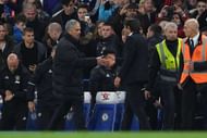LONDON, ENGLAND - OCTOBER 23: Antonio Conte, Manager of Chelsea shakes hands with Jose Mourinho, Manager of Manchester United after the full time whistle during the Premier League match between Chelsea and Manchester United at Stamford Bridge on October 23, 2016 in London, England. (Photo by Mike Hewitt/Getty Images)
