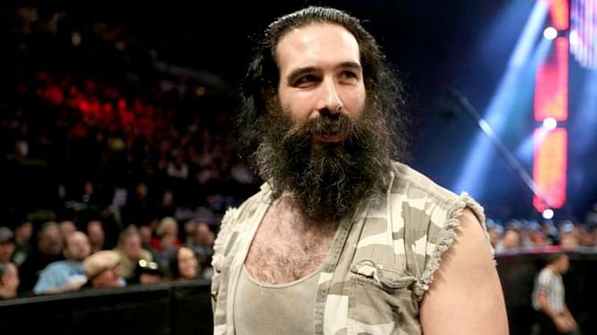 WWE Live event Santiago results 5th October, 2016 - Luke Harper returns