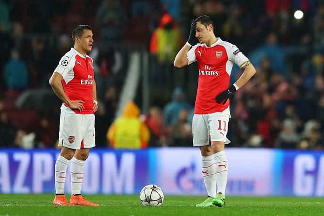 Alexis Sanchez and Mesut Ozil to get contract extensions only if they meet expectations, says Arsene Wenger