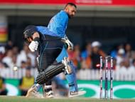 MS Dhoni run out