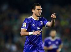 La Liga 2016/17: Real Madrid reluctant to offer Pepe new contract; Manchester United and Juventus interested