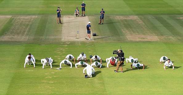 PCB bars Pakistan cricket team from performing celebratory push-ups