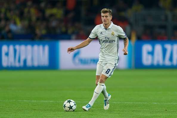 Toni Kroos signs contract extension with Real Madrid until 2022