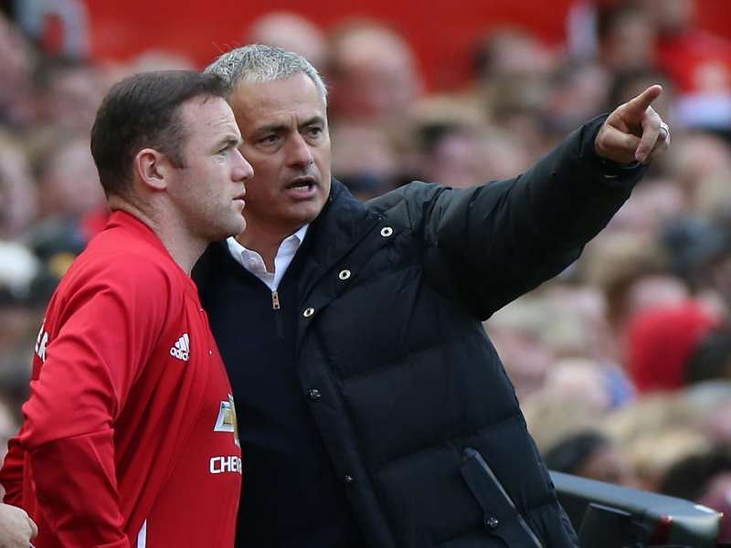 EPL 2016/17: Wayne Rooney confusion down to Jose Mourinho, says Ryan Giggs