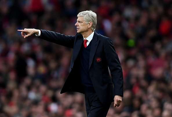 Arsene Wenger predicts the number of points needed to win the Premier League this season