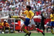 26 JUN 1994: ANDRES ESCOBAR OF COLOMBIA CONTROLS THE BALL DURING COLOMBIA's 2-0 VICTORY OVER SWITZERLAND IN A 1994 WORLD CUP GAME AT STANFORD STADIUM IN PALO ALTO, CALIFORNIA. Mandatory Credit: David Cannon/ALLSPORT