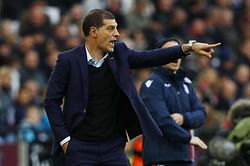 Bilic asks Payet to treat criticism as backhanded compliment