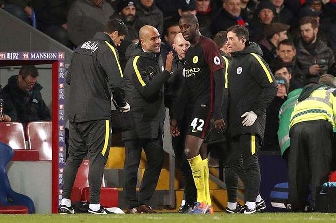 Buoyant City seek knockout spot at struggling Gladbach