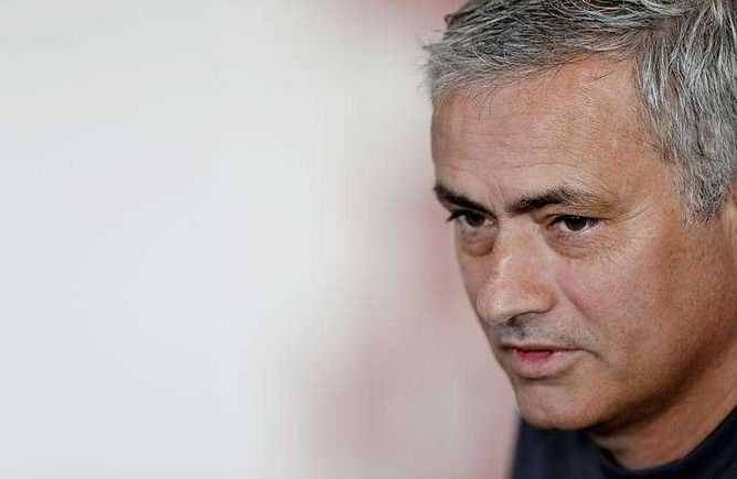 Mourinho ties his fate to Ibrahimovic at United