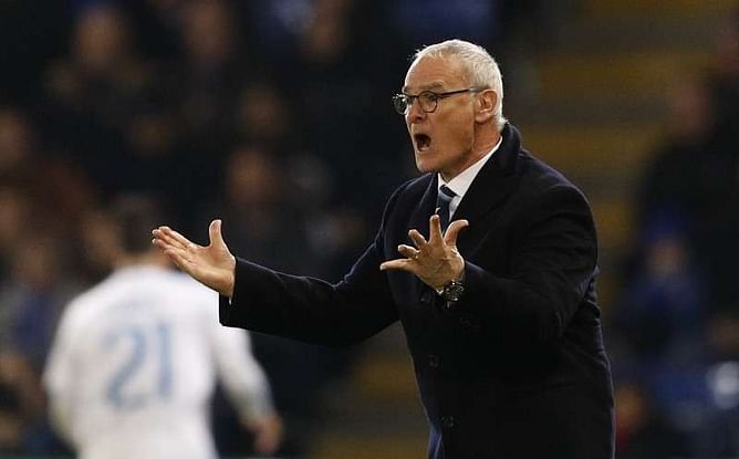 Ranieri urges Leicester to evoke spirit of 'great escape'