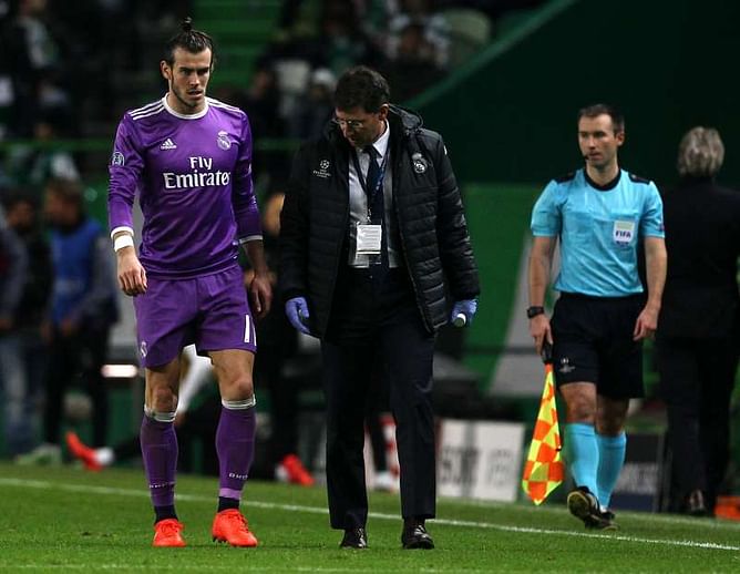 Bale undergoes successful ankle surgery