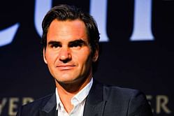 VIDEO: Roger Federer Does The Mannequin Challenge