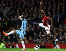 Reports: Manchester United defender Antonio Valencia set for early return