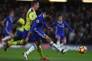 LONDON, ENGLAND - NOVEMBER 05: Diego Costa of Chelsea (R) shoots while under pressure from Phil Jagielka of Everton (L) during the Premier League match between Chelsea and Everton at Stamford Bridge on November 5, 2016 in London, England. (Photo by Clive Rose/Getty Images)