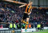 HULL, ENGLAND - NOVEMBER 06: Michael Dawson of Hull City celebrates scoring his sides second goal during the Premier League match between Hull City and Southampton at KC Stadium on November 6, 2016 in Hull, England. (Photo by Alex Livesey/Getty Images)