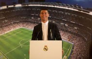 MADRID, SPAIN - NOVEMBER 07: Cristiano Ronaldo of Real Madrid holds a press conference after signing a new five-year contract with the Spanish club at the Santiago Bernabeu stadium on November 7, 2016 in Madrid, Spain. (Photo by Denis Doyle/Getty Images)
