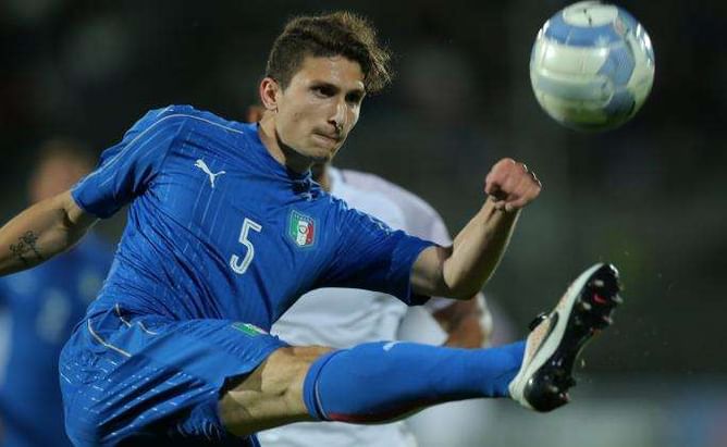 Transfer Rumour: Three Premier League clubs to battle it out for Mattia Caldara