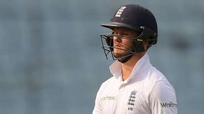 India vs England 2016: Major flaw in Ben Duckett's technique as Ravichandran Ashwin claims him once again