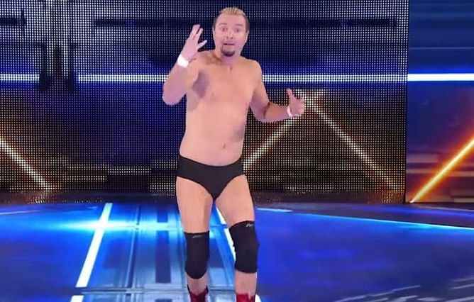 WWE Rumours: James Ellsworth on the verge of signing full-time WWE contract