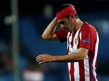 Manchester United transfer rumor: Jose Mourinho plots £30m move for Diego Godin