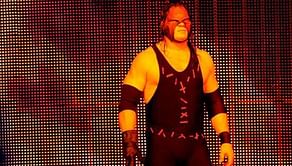 WWE News: Kane talks about the advantages of Smackdown over RAW, his career and more