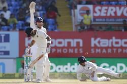 India vs England 2016: Virat Kohli backs DRS despite mixed approach in Rajkot