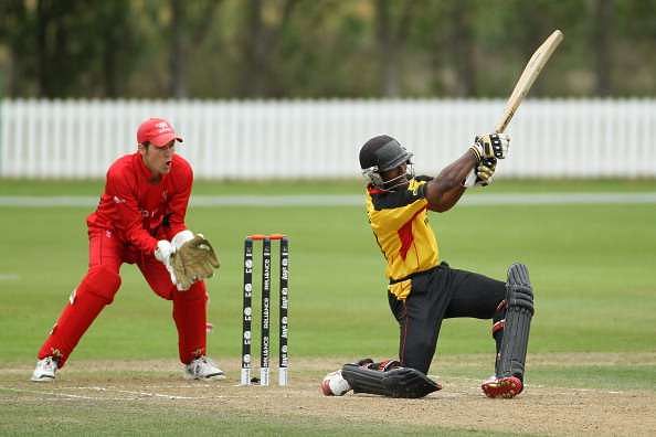 Video: Ball hits camera during Hong-Kong - Papua New Guinea match