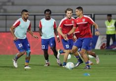 ISL 2016: Mumbai City FC vs Chennaiyin FC Preview, Prediction and Live Stream Info
