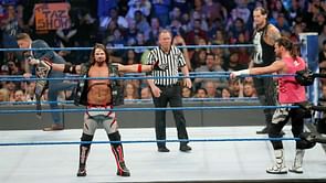 5 Botches, slip ups, and outrageous moments from WWE SmackDown (December 27th, 2016)
