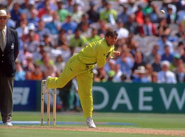 Cricketers wish Pakistani spin wizard Saqlain Mushtaq on his 40th birthday