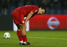 Porto crush Leicester to ease into last 16
