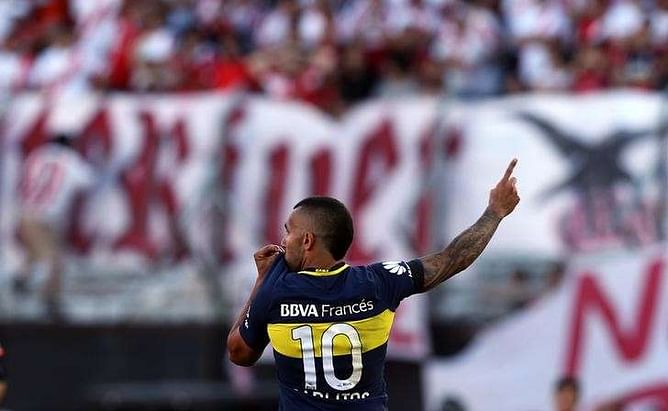 Tevez double leads Boca to 4-2 victory at River