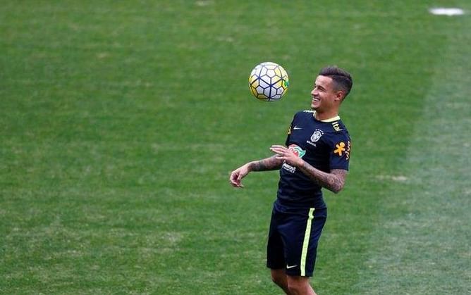 Liverpool's Coutinho targets early return from injury
