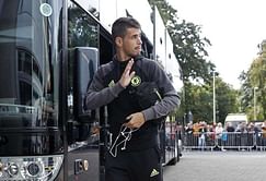 Chelsea confirm Oscar move to Shanghai SIPG