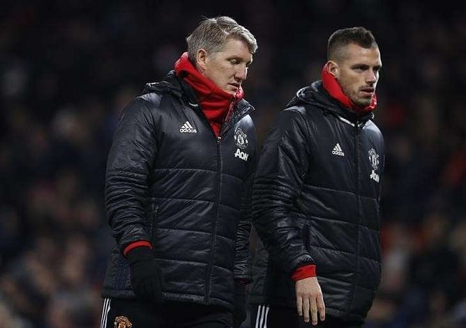 West Brom's Pulis confirms bid for Schneiderlin