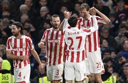 Chelsea equal winning record with 4-2 victory over Stoke