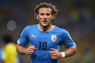 RIO DE JANEIRO, BRAZIL - JUNE 28: Diego Forlan of Uruguay looks on during the 2014 FIFA World Cup Brazil round of 16 match between Colombia and Uruguay at Maracana on June 28, 2014 in Rio de Janeiro, Brazil. (Photo by Clive Rose/Getty Images)