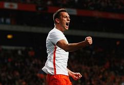 Manchester United transfer rumour: Red Devils set to beat Chelsea to Stefan de Vrij signing