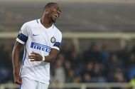 BERGAMO, ITALY - OCTOBER 23: Geoffrey Kondogbia of FC Internazionale Milano reacts during the Serie A match between Atalanta BC and FC Internazionale at Stadio Atleti Azzurri d'Italia on October 23, 2016 in Bergamo, Italy. (Photo by Marco Luzzani/Getty Images)