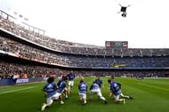 BARCELONA, SPAIN - DECEMBER 03: Real Madrid players warm up prior to the La Liga match between FC Barcelona and Real Madrid CF at Camp Nou on December 3, 2016 in Barcelona, Spain. (Photo by David Ramos/Getty Images)