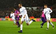 SWANSEA, WALES - DECEMBER 10: Gylfi Sigurdsson of Swansea City celebrates scoring his sides first goal during the Premier League match between Swansea City and Sunderland at the Liberty Stadium on December 10, 2016 in Swansea, Wales. (Photo by Michael Steele/Getty Images)