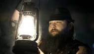 Bray Wyatt with his lamp on an episode of SmackDown