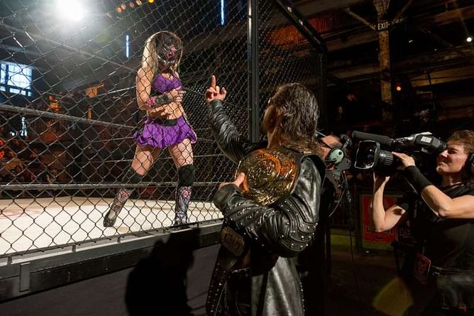 Lucha Underground season 3 episode 16: Johnny Mundo vs. Sexy Star, Battle of the Bulls final