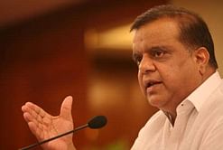 Narinder Batra quits as IOA vice-president following Suresh Kalmadi and Abhay Singh Chautala's appointments