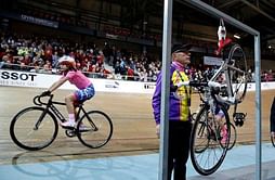 105-year-old Frenchman cycles into history with hour-long ride