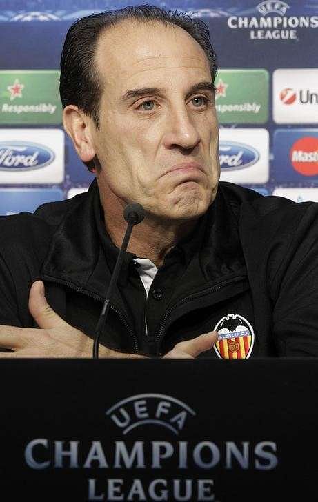Valencia players need to rediscover self-belief says coach Voro