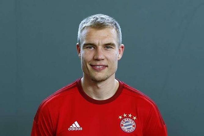 Bayern defender Badstuber agrees Schalke loan deal